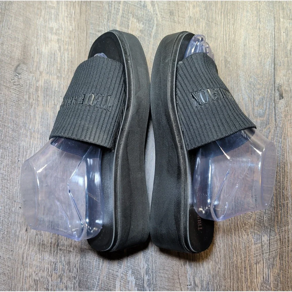 True Religion Jann Black Slip On Platform Open Toe Sandals Womens Size 8
